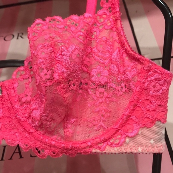 π₯ON SALEπ₯2/$33π₯ π Victoria Secret Unlined Demi Bra - Picture 6 of 8